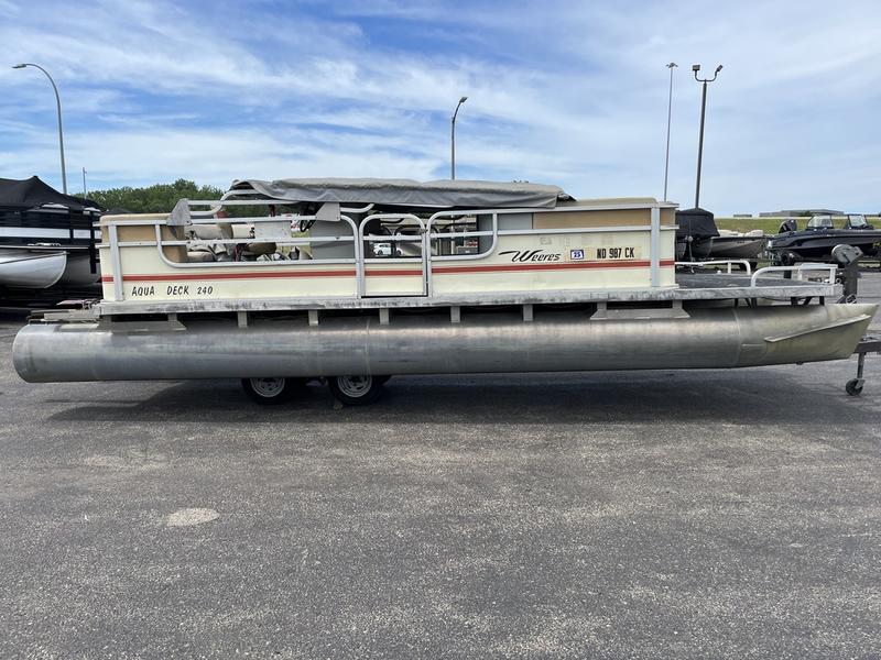 1981 WEERES AQUA DECK 240 BOATS