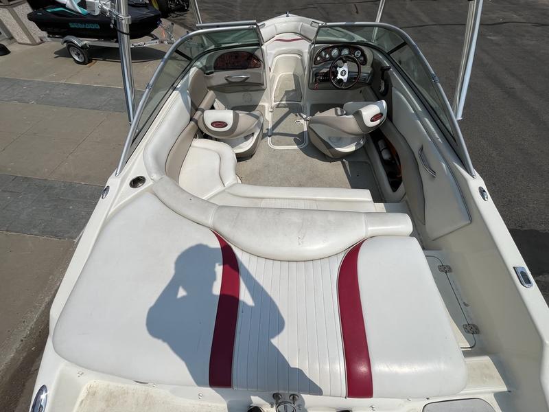 2007 CARAVELLE 207BR BOATS