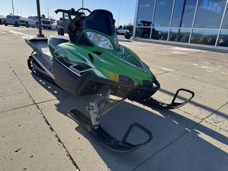 2010 ARCTIC CAT M8000 SNOWMOBILES