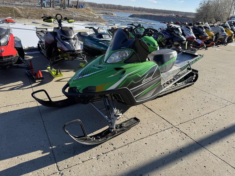 2010 ARCTIC CAT M8000 SNOWMOBILES
