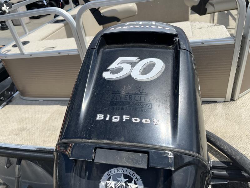 2010 CRESTLINER 2185 ESCAPE BOATS