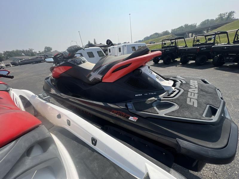2011 SEA-DOO RXT WATERCRAFT