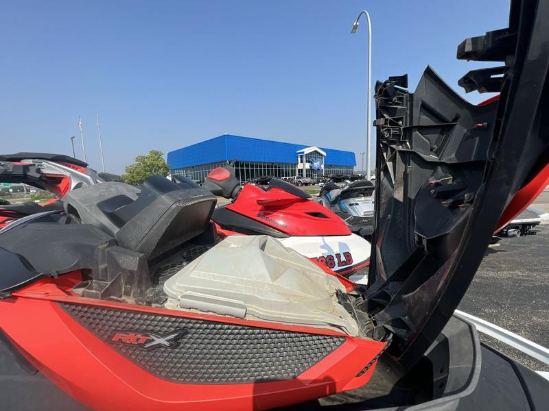 2011 SEA-DOO RXT WATERCRAFT