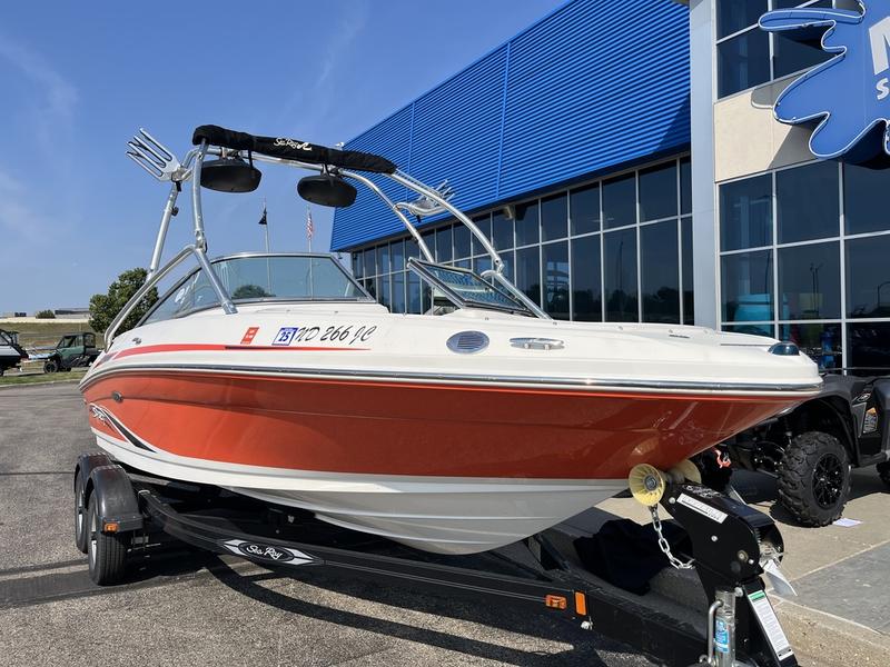 2011 SEA RAY SPORT 205 BOATS