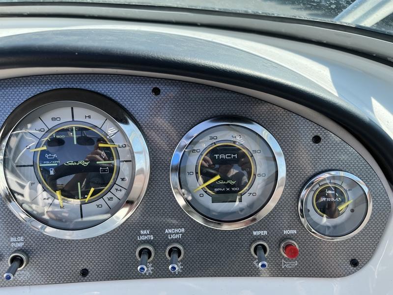 2011 SEA RAY SPORT 205 BOATS