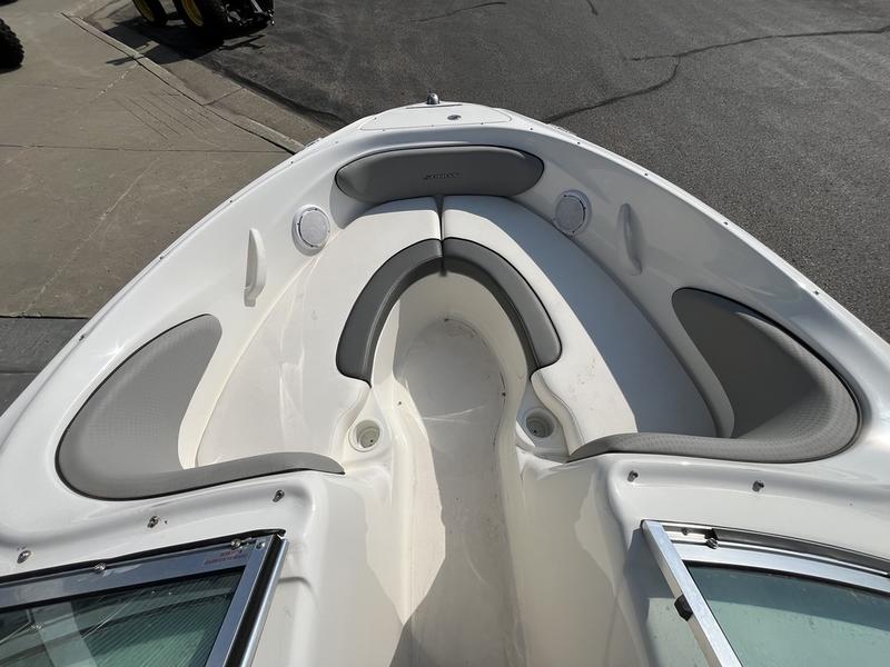 2011 SEA RAY SPORT 205 BOATS