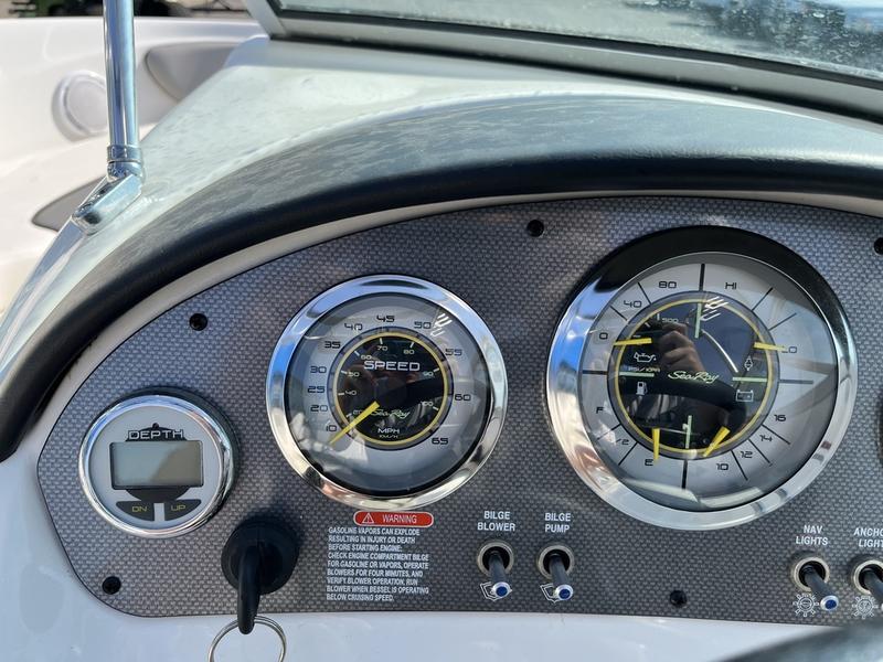 2011 SEA RAY SPORT 205 BOATS
