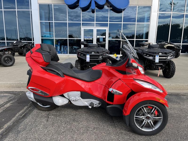 2012 CAN-AM Spyder RT S MOTORCYCLE / SCOOTER