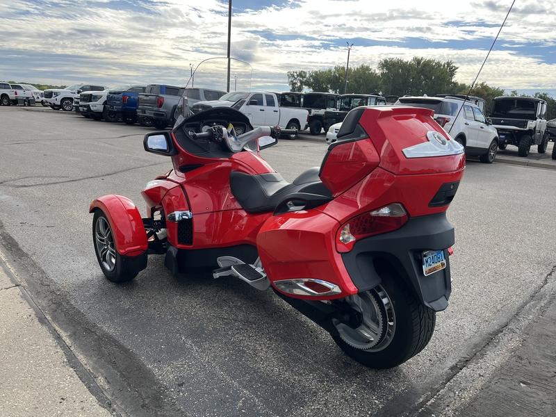 2012 CAN-AM Spyder RT S MOTORCYCLE / SCOOTER