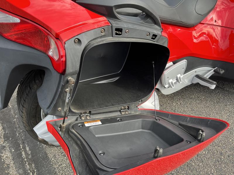 2012 CAN-AM Spyder RT S MOTORCYCLE / SCOOTER