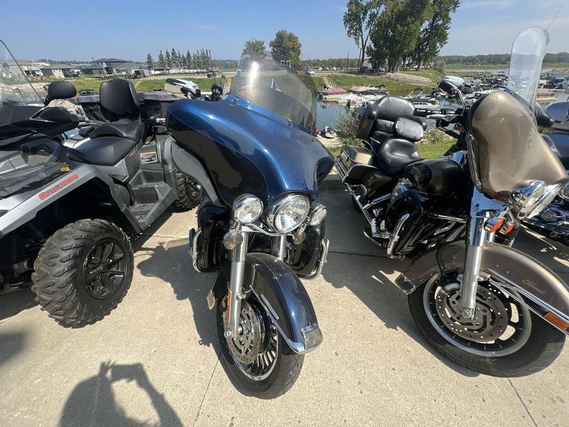 2013 HARLEY-DAVIDSON® Ultra Limited MOTORCYCLE / SCOOTER