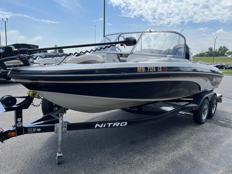 2013 NITRO Sport Boats BOATS