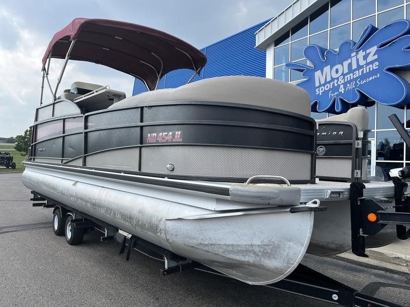 2013 Premier 260 Grand View BOATS