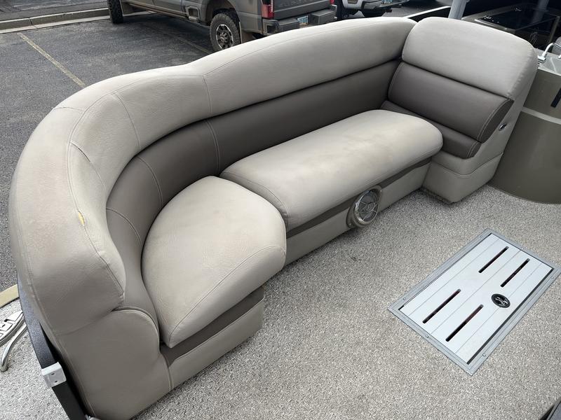2013 Premier 260 Grand View BOATS