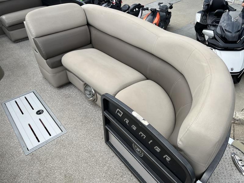 2013 Premier 260 Grand View BOATS