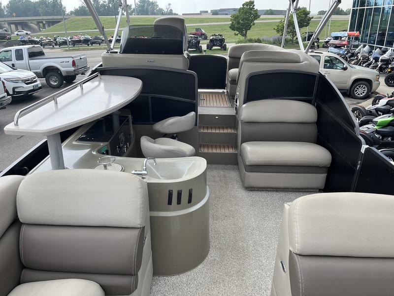 2013 Premier 260 Grand View BOATS