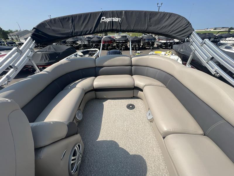 2013 PREMIER 275 RF Intrigue BOATS