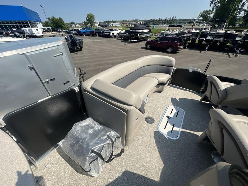 2013 PREMIER 275 RF Intrigue BOATS