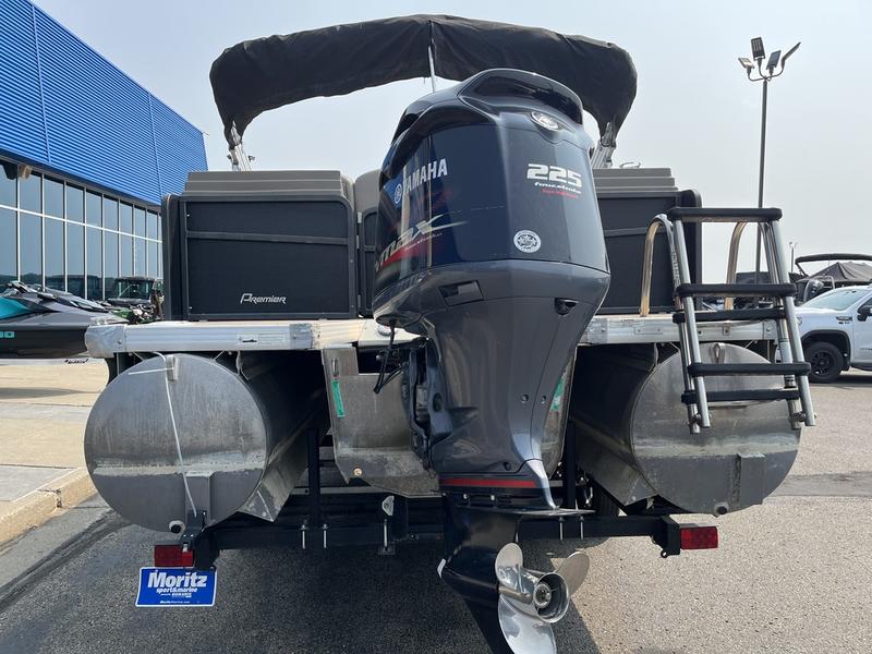 2013 PREMIER 275 RF Intrigue BOATS