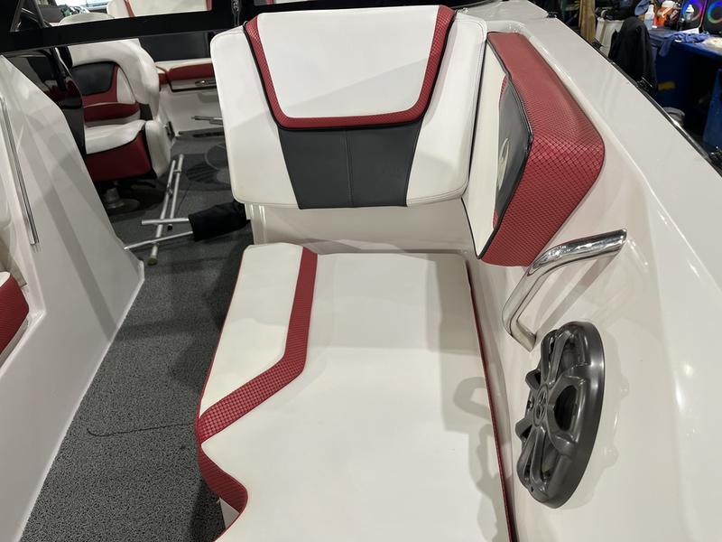 2014 SCARAB 215 HO IMPULSE BOATS
