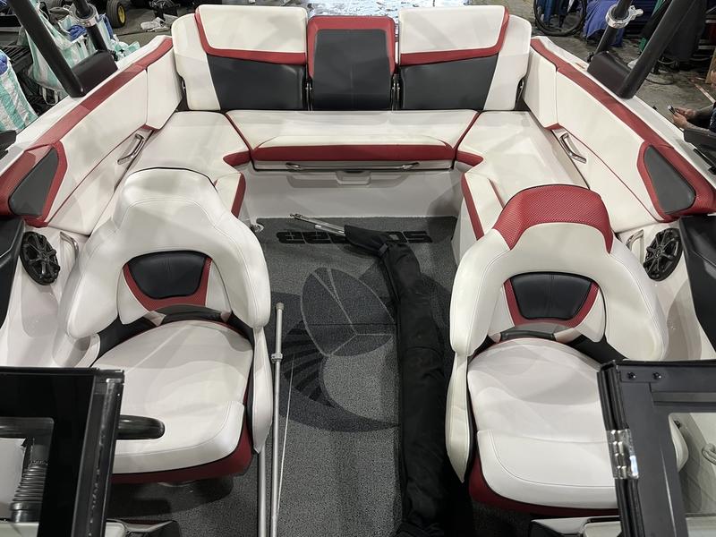 2014 SCARAB 215 HO IMPULSE BOATS