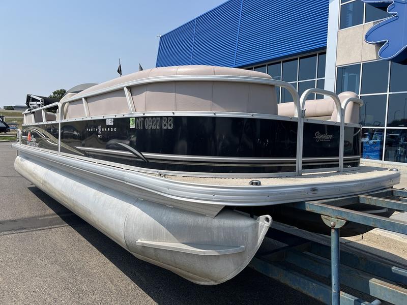 2014 SUN TRACKER Party Barge 24 DLX BOATS