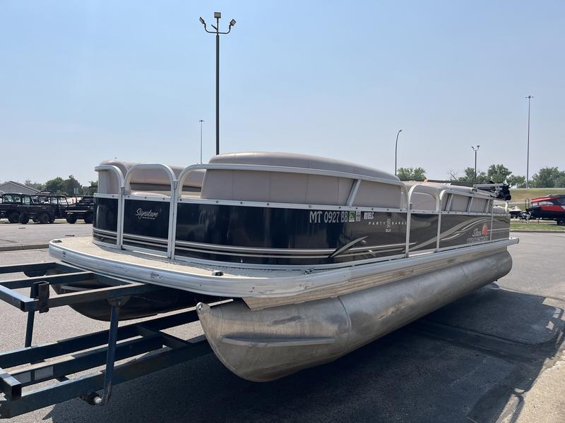 2014 SUN TRACKER Party Barge 24 DLX BOATS