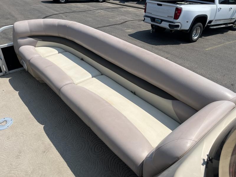 2014 SUN TRACKER Party Barge 24 DLX BOATS
