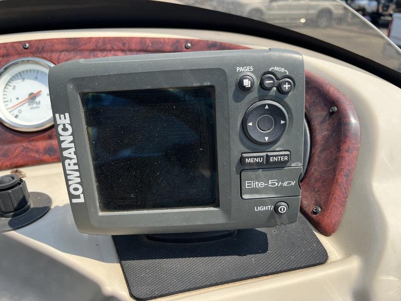 2014 SUN TRACKER Party Barge 24 DLX BOATS
