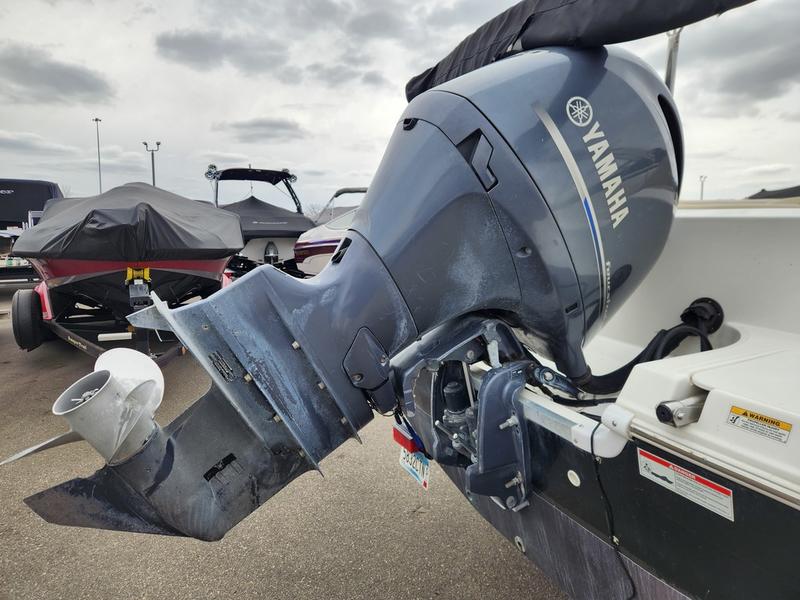 2016 HURRICANE SS 201 OB BOATS