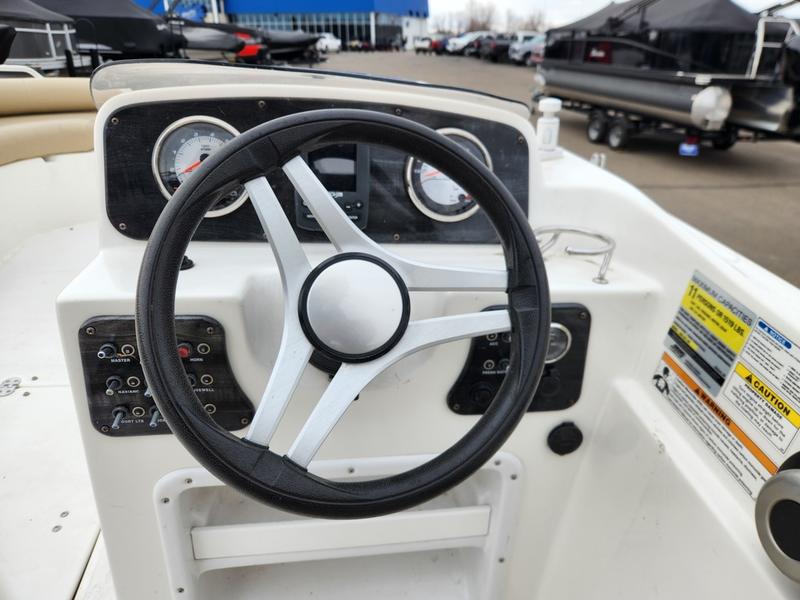 2016 HURRICANE SS 201 OB BOATS