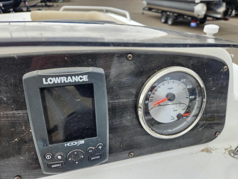 2016 HURRICANE SS 201 OB BOATS