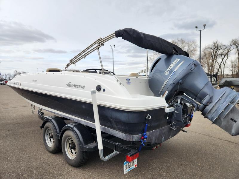 2016 HURRICANE SS 201 OB BOATS