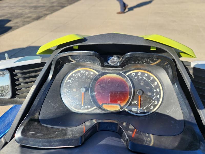 2017 Sea-Doo Wake Pro 230 PERSONAL WATERCRAFT