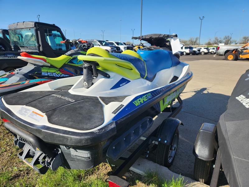 2017 Sea-Doo Wake Pro 230 PERSONAL WATERCRAFT