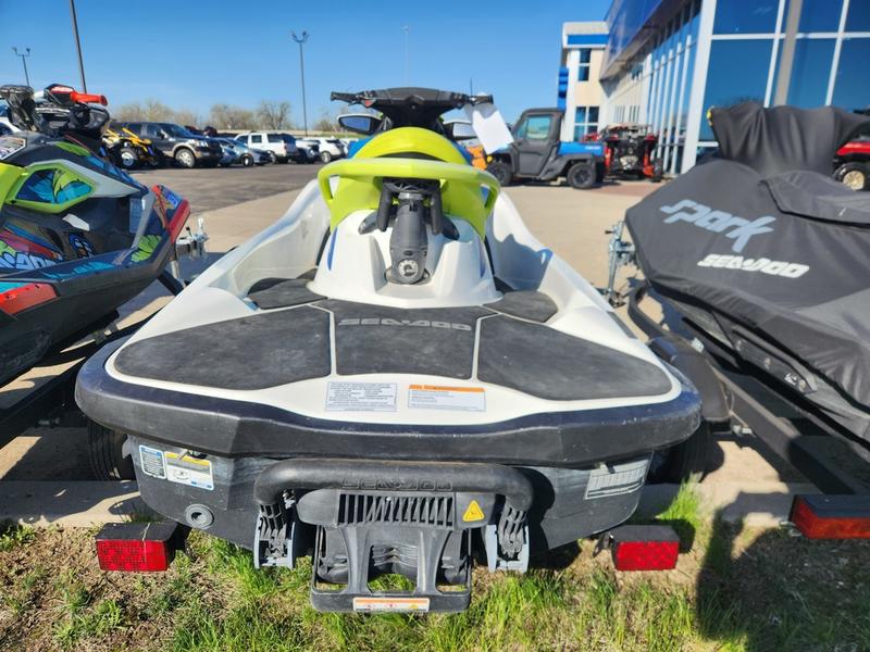 2017 Sea-Doo Wake Pro 230 PERSONAL WATERCRAFT