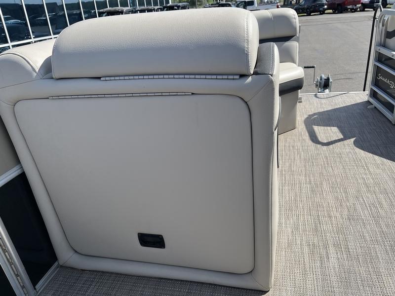 2018 SOUTH BAY 220CR BOATS