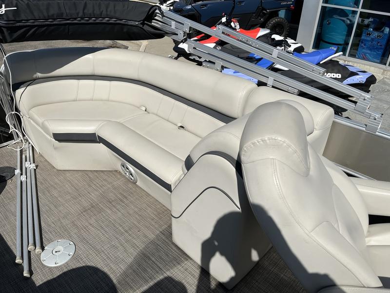 2018 SOUTH BAY 220CR BOATS