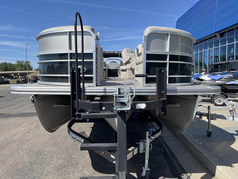 2018 SOUTH BAY 220CR BOATS