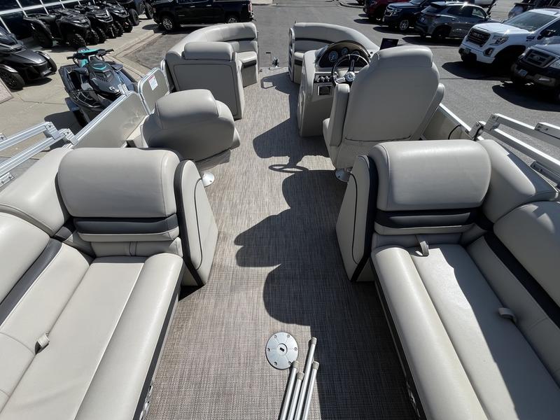 2018 SOUTH BAY 220CR BOATS