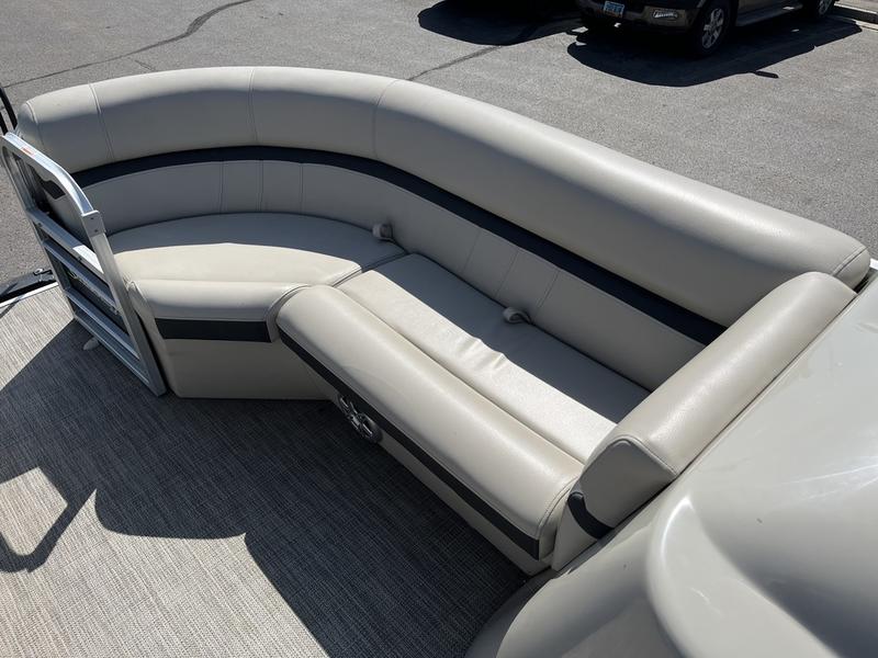 2018 SOUTH BAY 220CR BOATS