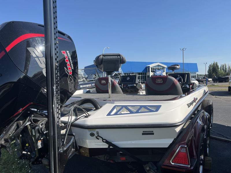 2021 RANGER BOATS Z Comanche BOATS