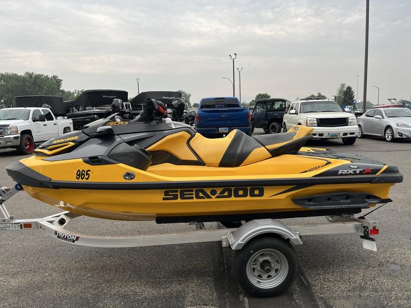 2021 SEA-DOO RXT-X WATERCRAFT