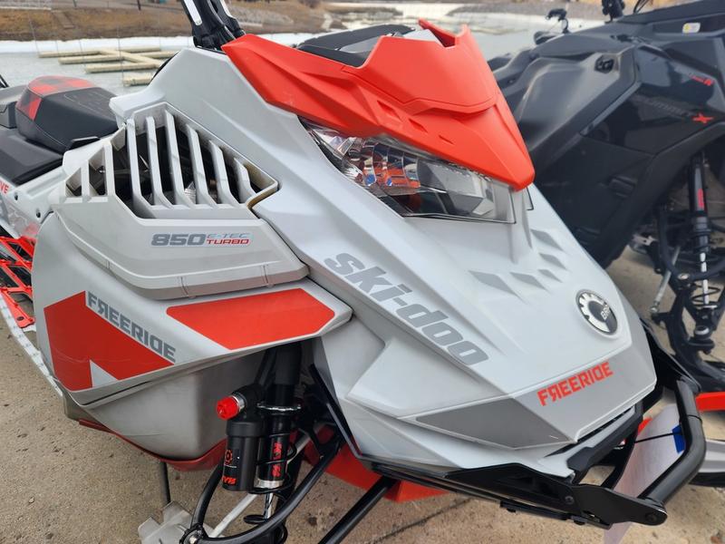 2021 SKI-DOO Freeride 165 850 E-TEC Turbo SNOWMOBILES