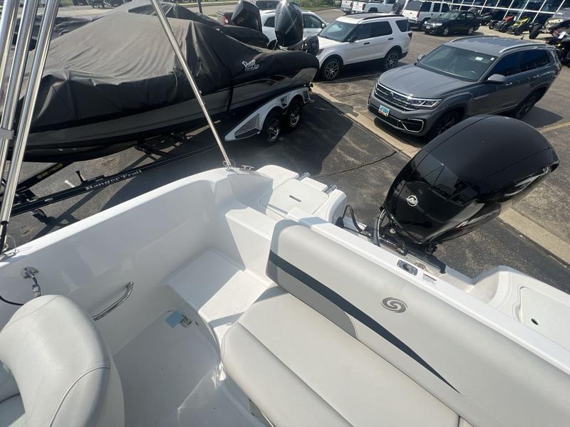 2022 HURRICANE SunDeck 187 OB BOATS