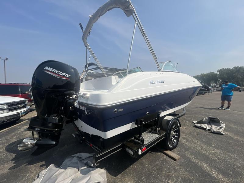 2022 HURRICANE SunDeck 187 OB BOATS