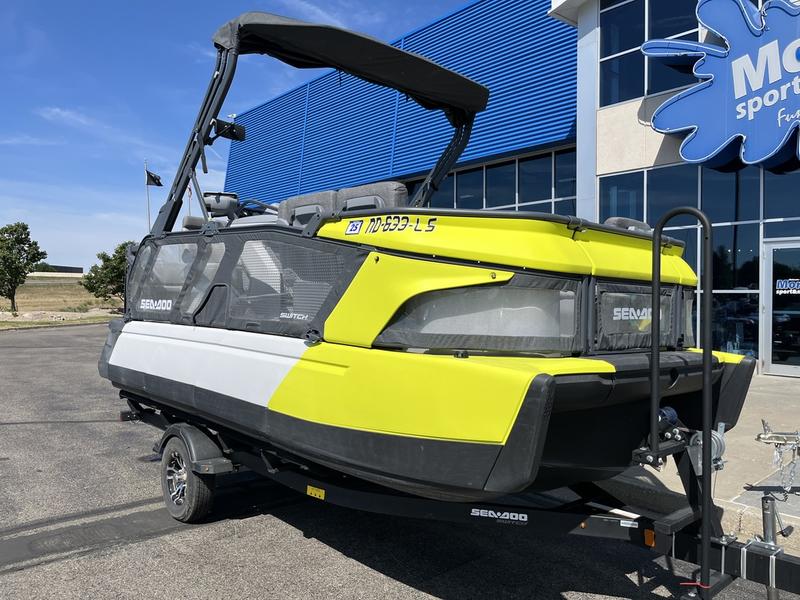 2022 SEA-DOO Switch Cruise 18 - 100 hp BOATS