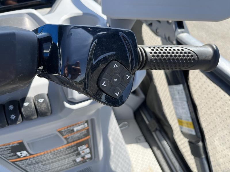 2022 SEA-DOO Switch Cruise 18 - 100 hp BOATS