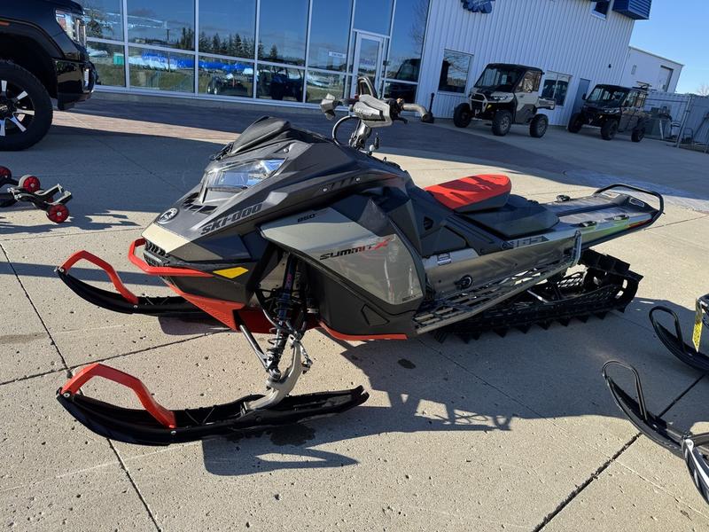 2022 SKI-DOO Summit X with Expert Package 165 850 E-TEC Turbo R PowderMax X-Light 3.0 SNOWMOBILES