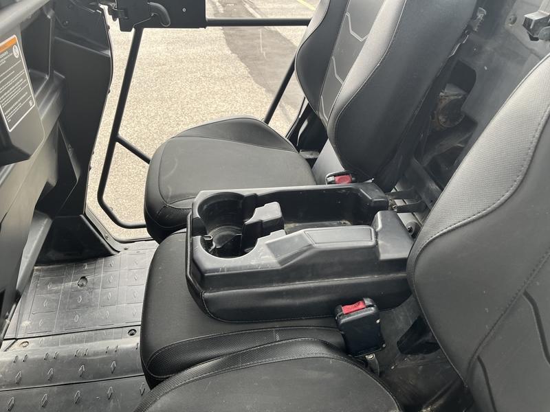 2023 CAN-AM Defender MAX XT HD10 UTV